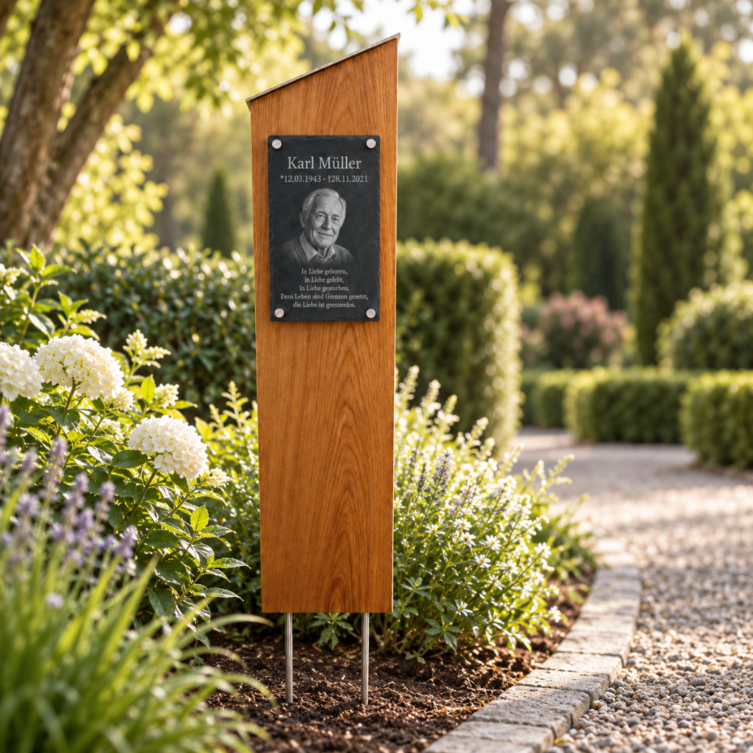 Personalisierte Gedenkstele aus Holz mit Foto eines Mannes für Garten Friedhof und Erinnerungsort